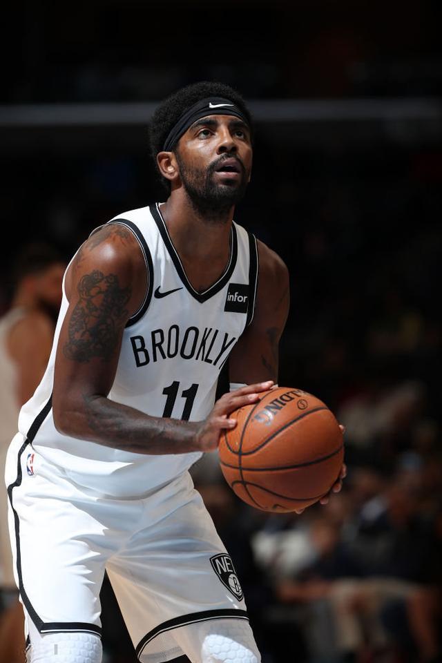 不仅关注球 不仅关注球